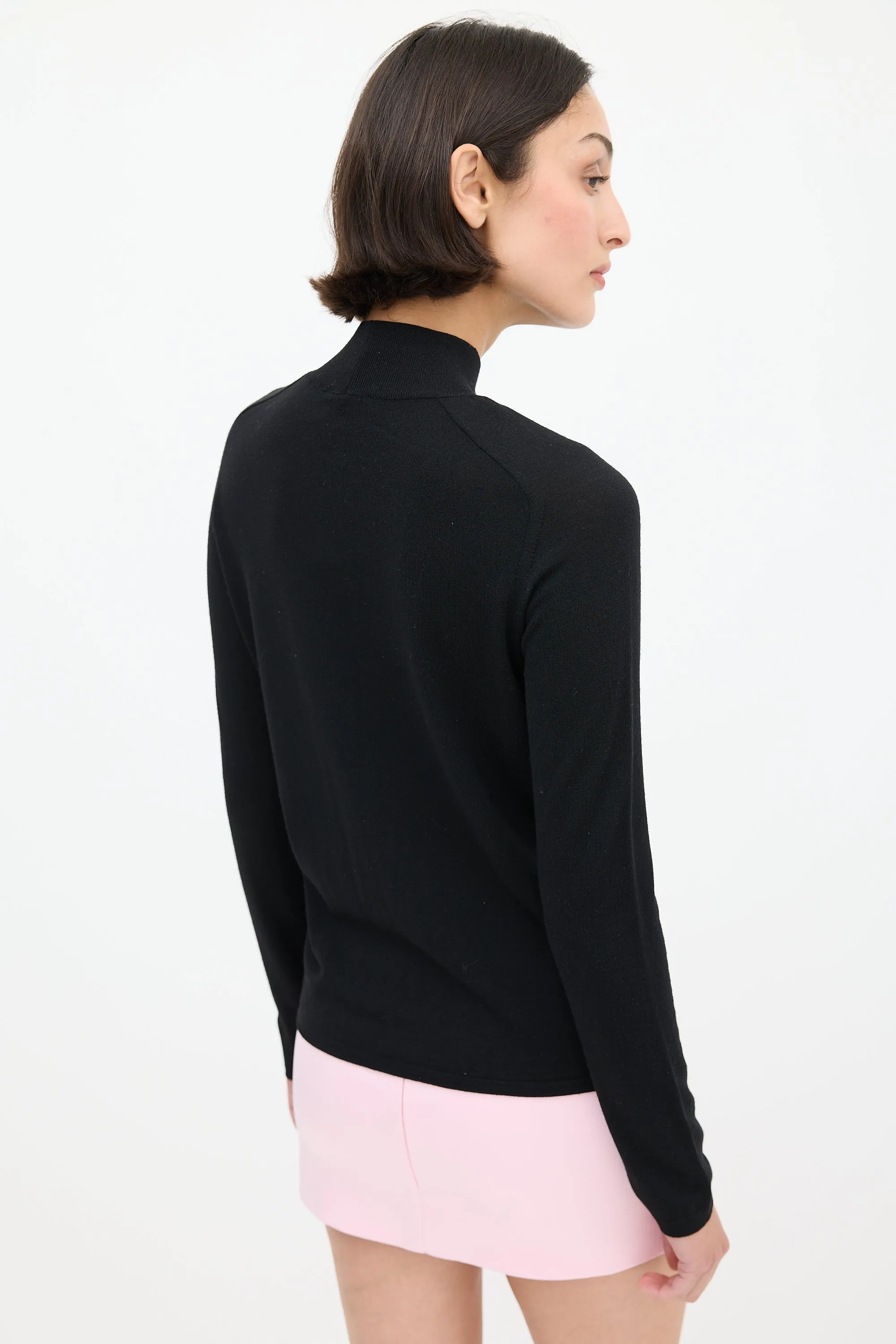 Black Wool Jewel Pin Sweater