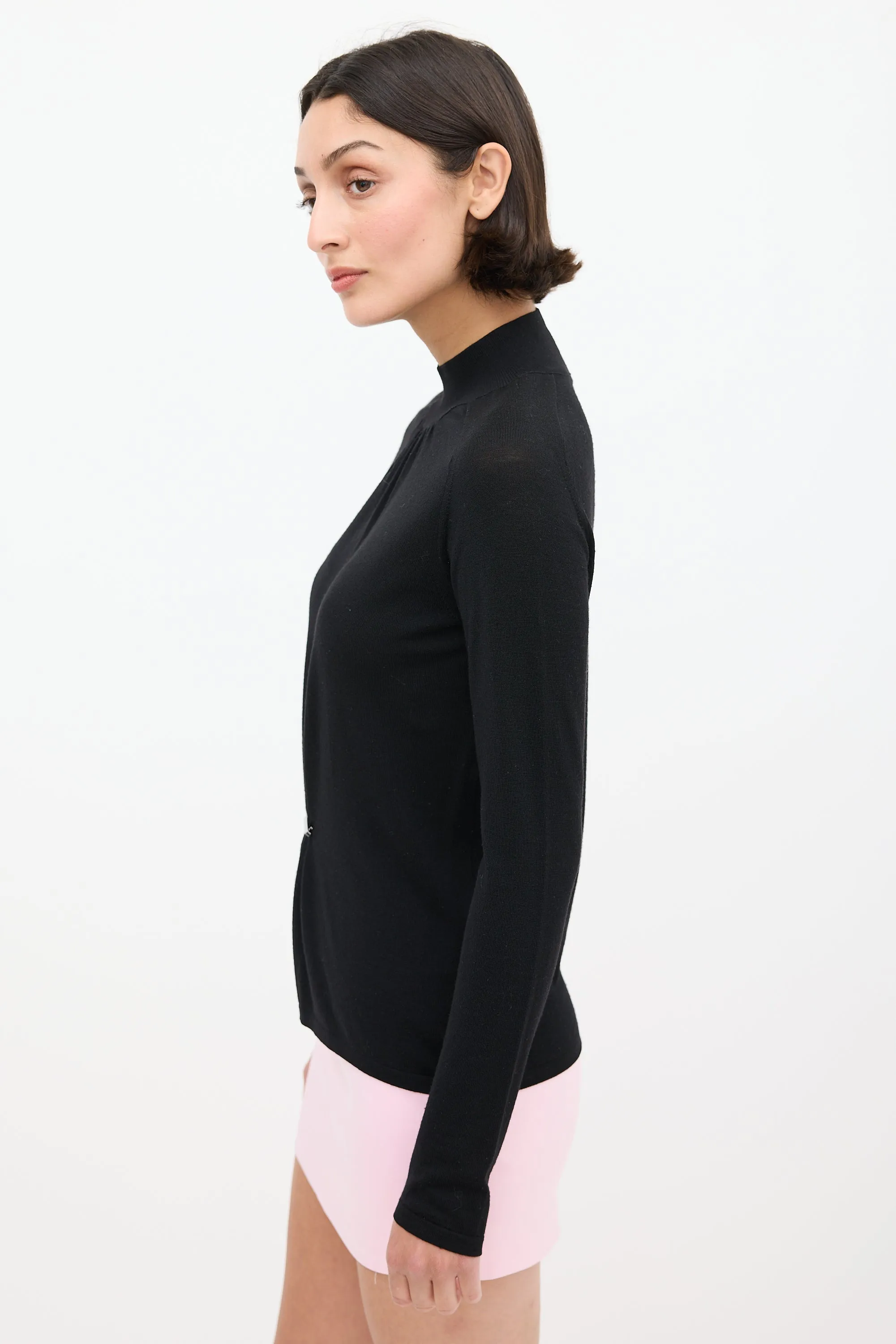 Black Wool Jewel Pin Sweater
