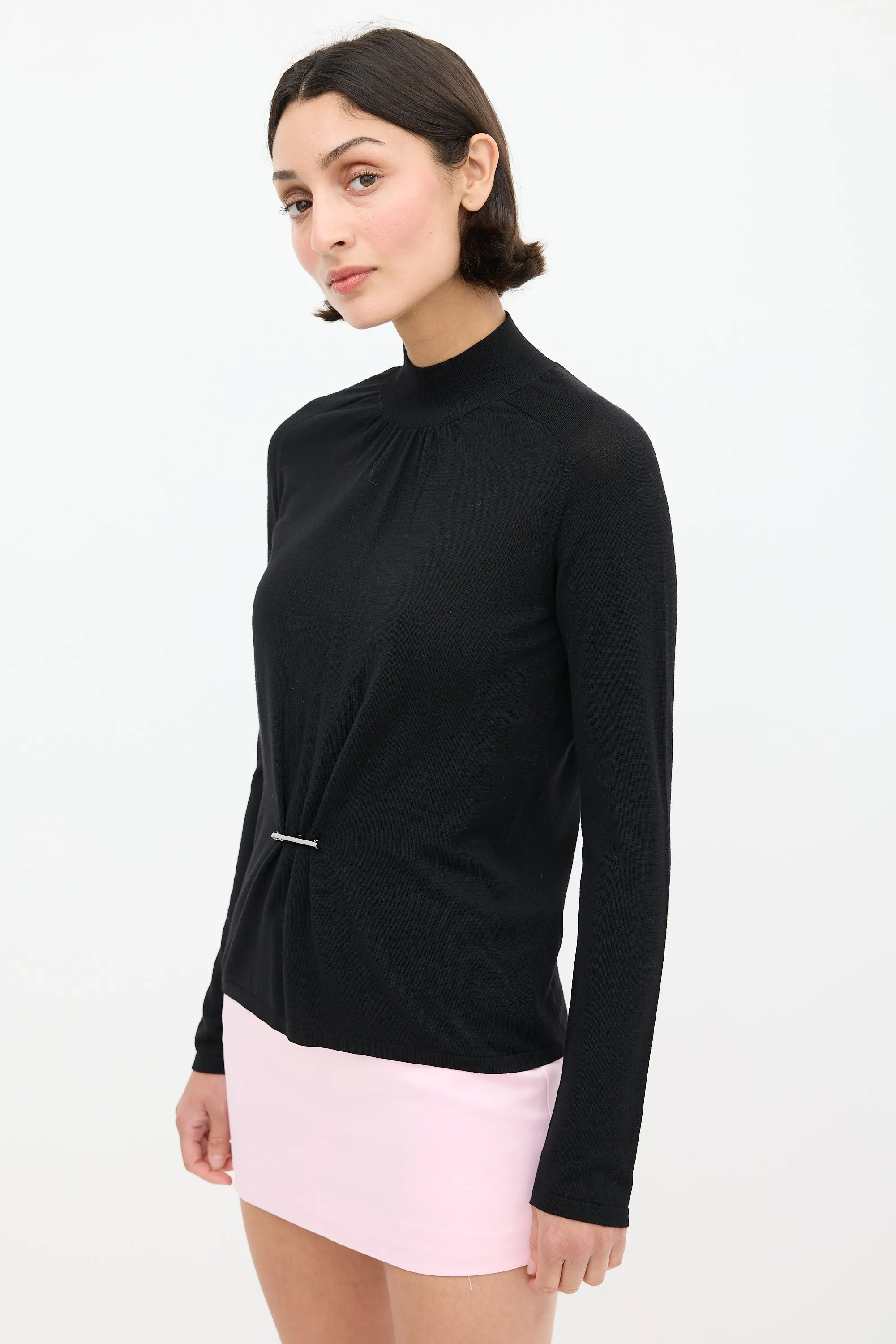 Black Wool Jewel Pin Sweater