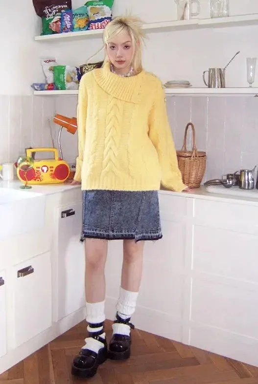 Chem Irregular Collar Patterned Sweater