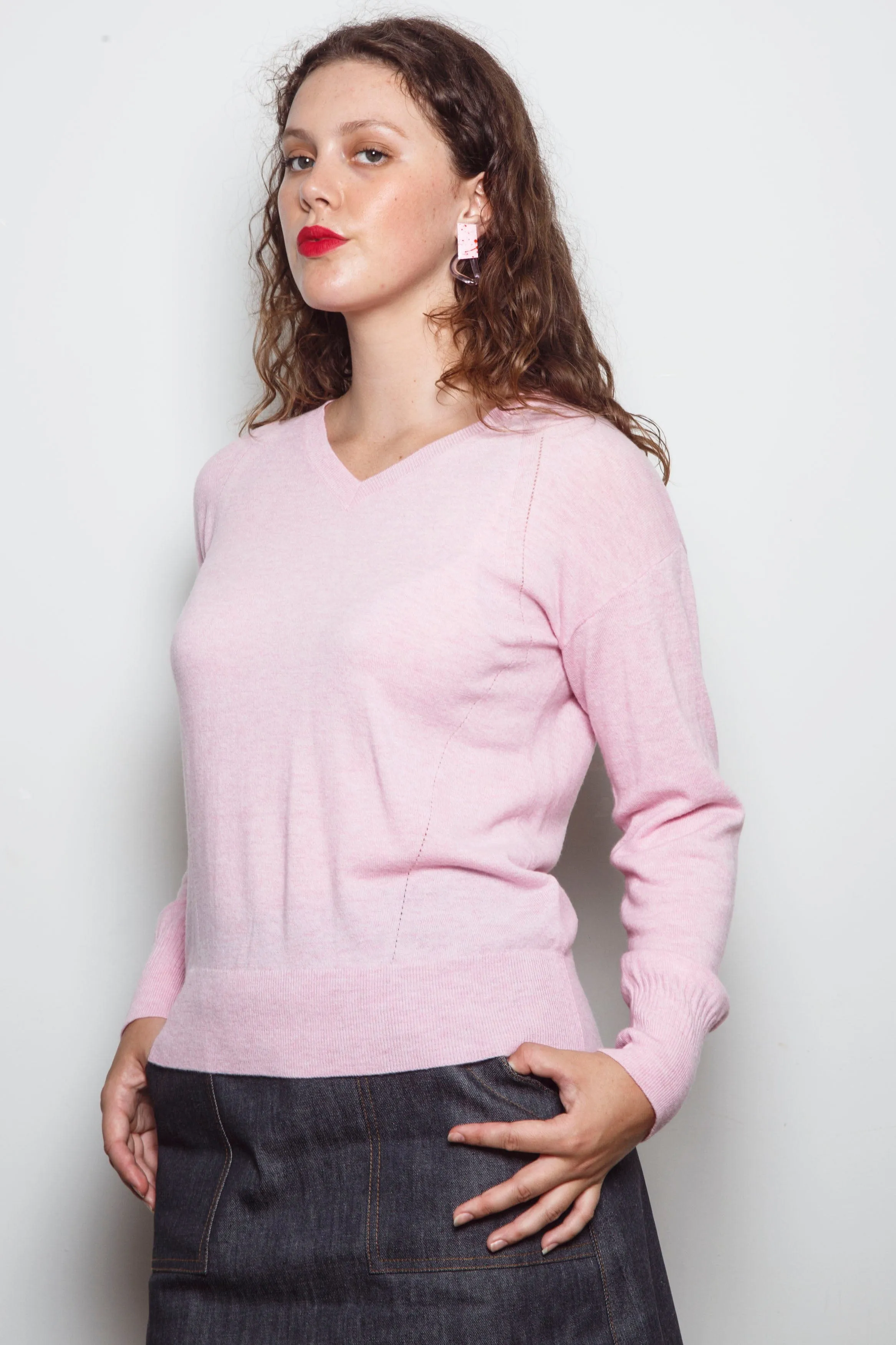 Dalston Veeta V-Neck Sweater Tea Rose