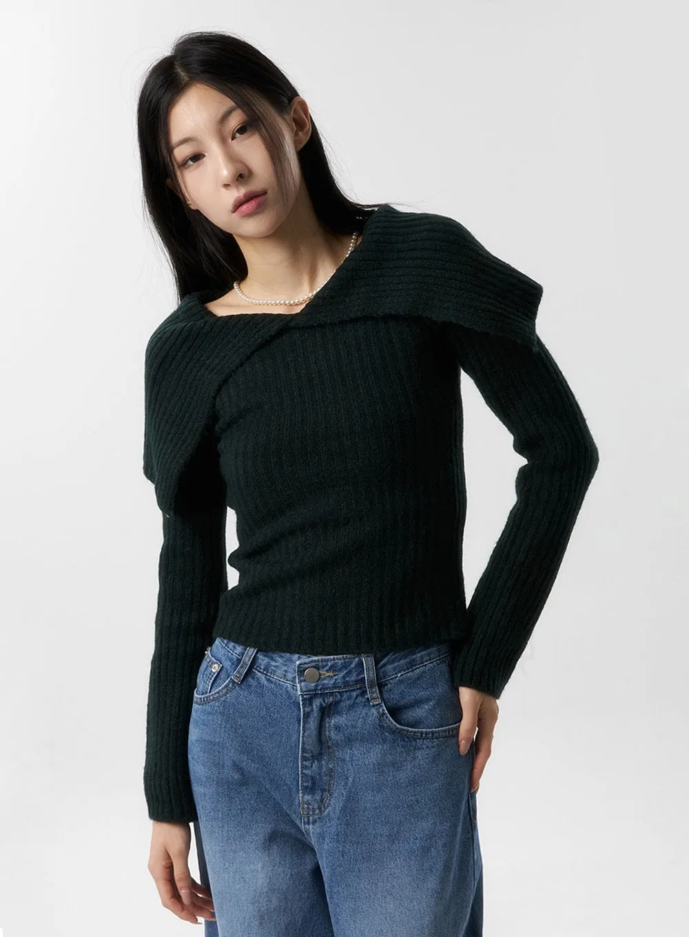 Wide Collar Off Shoulder Sweater IS315